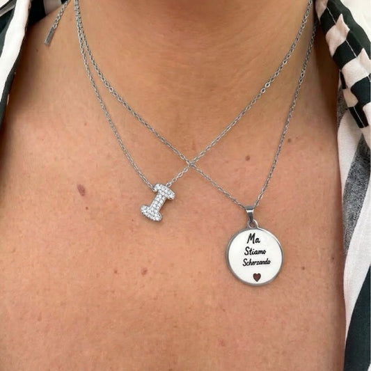 Collana Iniziale Bombata color argento con Pavé di Zirconi