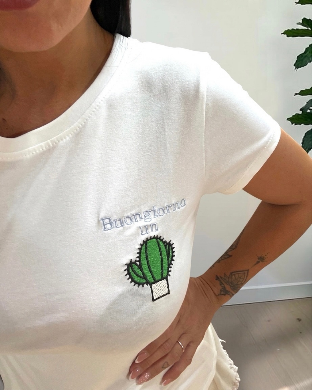 T-shirt Cactus con Ricamo